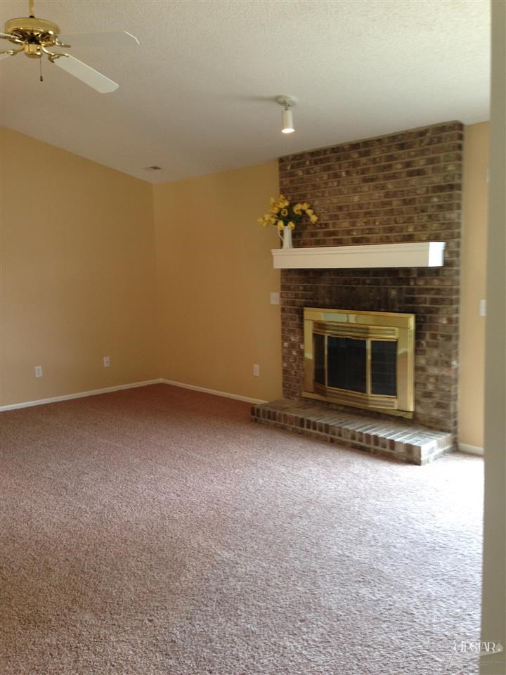 6927 Richfield Ct, Fort Wayne, IN 46816 photo 9