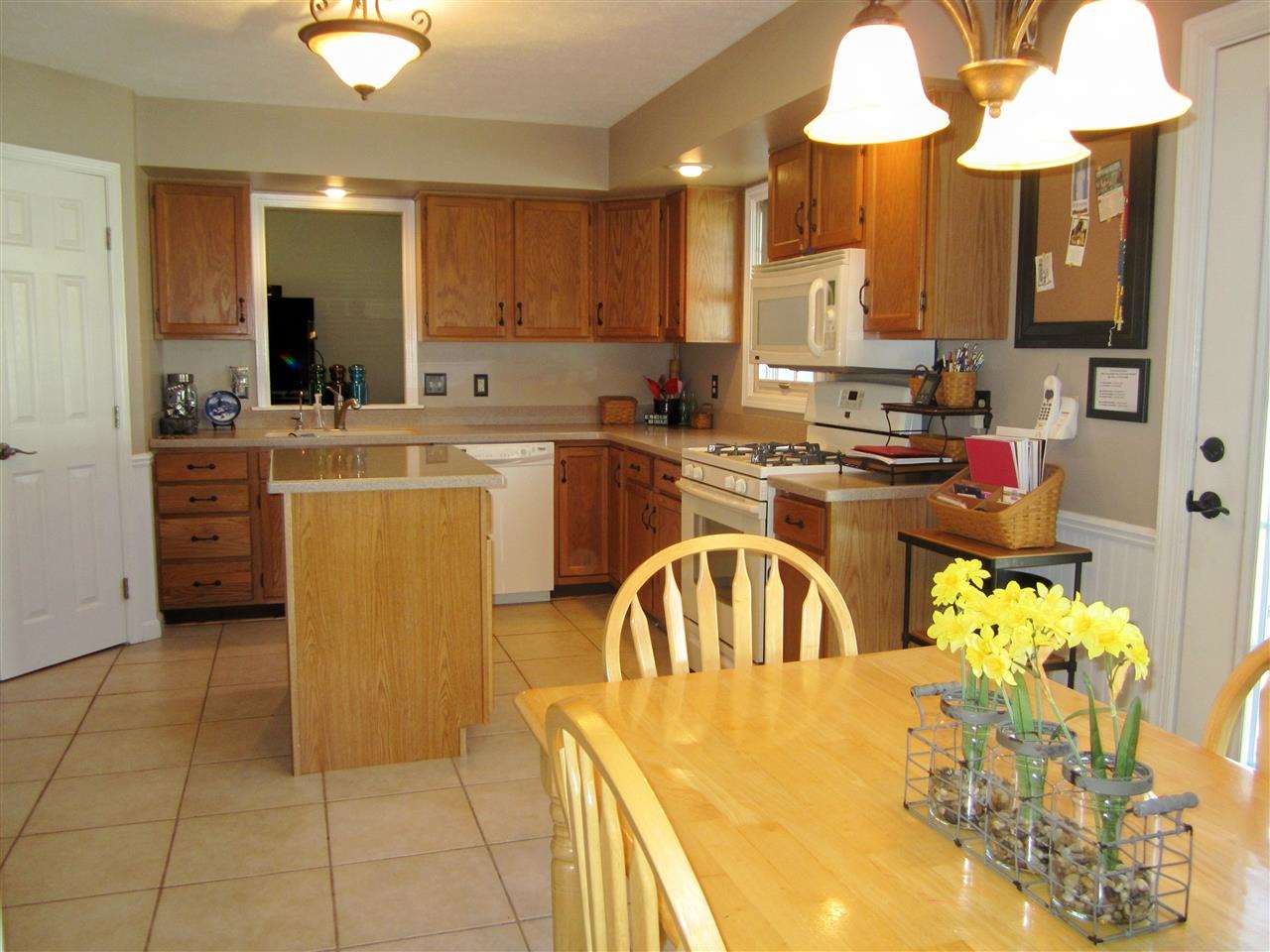 19211 Stoneridge Dr, South Bend, IN 46637 photo 16