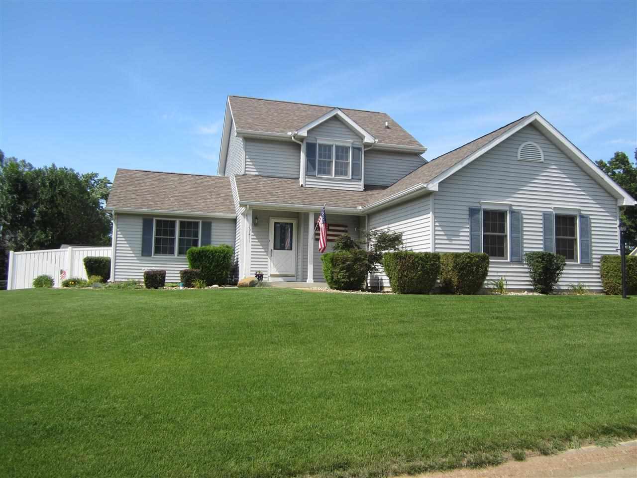19211 Stoneridge Dr, South Bend, IN 46637 photo 1