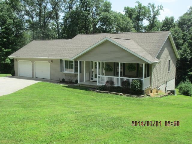 1236 Bellgrade Ave, Loogootee, IN 47553 photo 1
