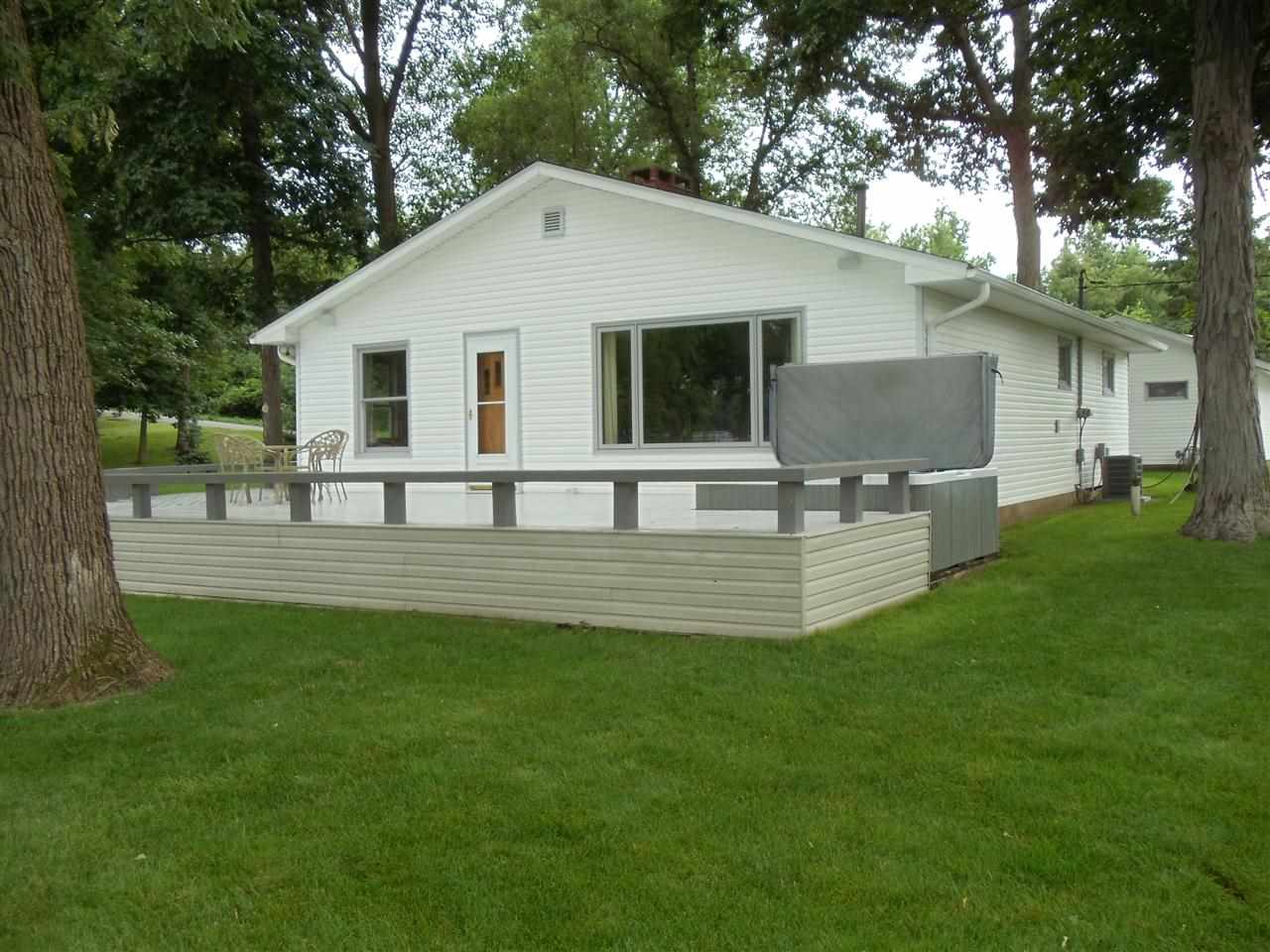 5271 N Stahl Rd, Monticello, IN 47960 photo 11