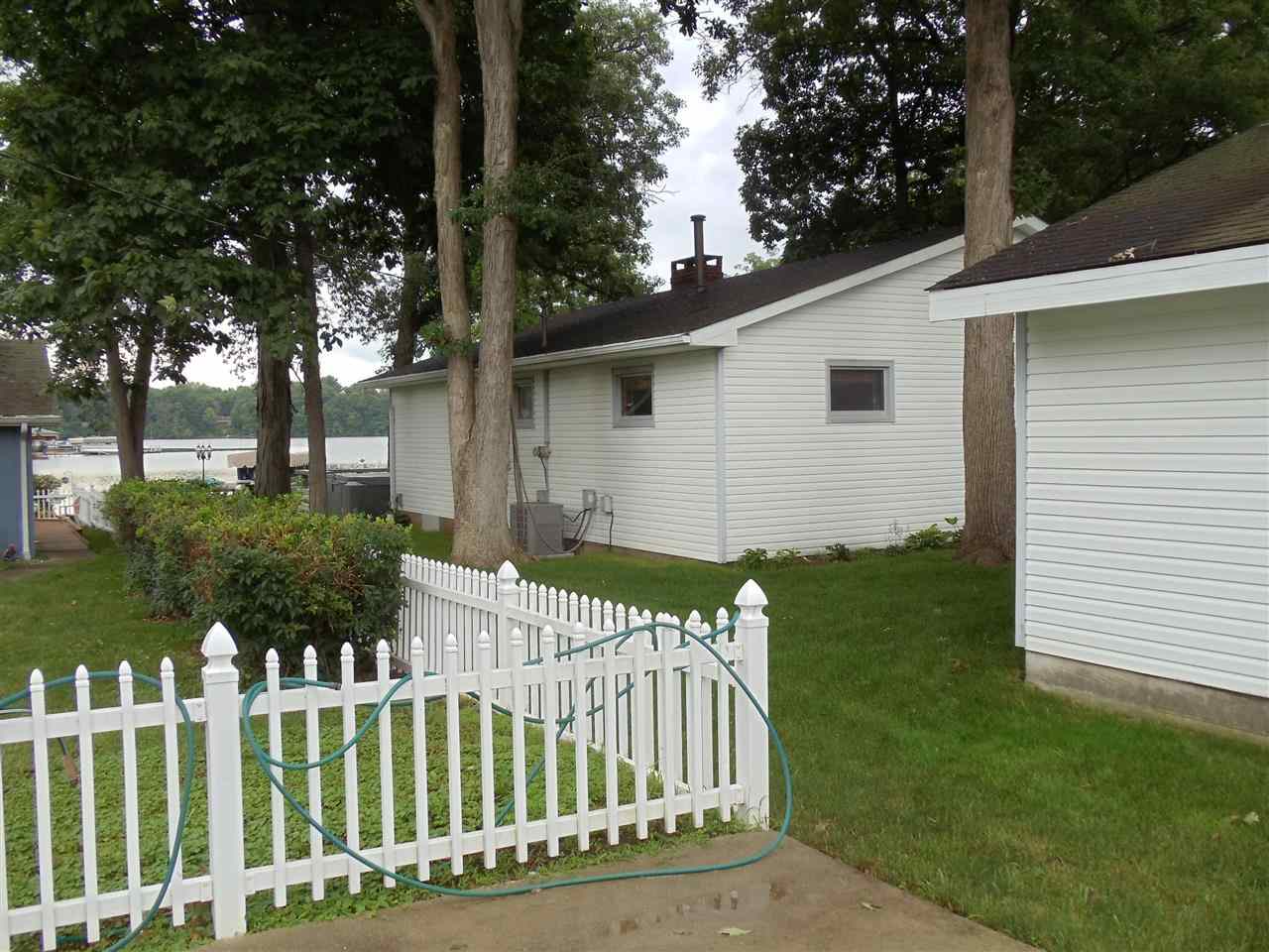 5271 N Stahl Rd, Monticello, IN 47960 photo 8