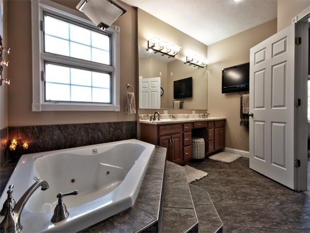59250 Skyview Dr, South Bend, IN 46614 photo 17