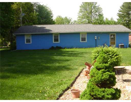 20565 Quarles Rd, Lakeville, IN 46536 photo 2