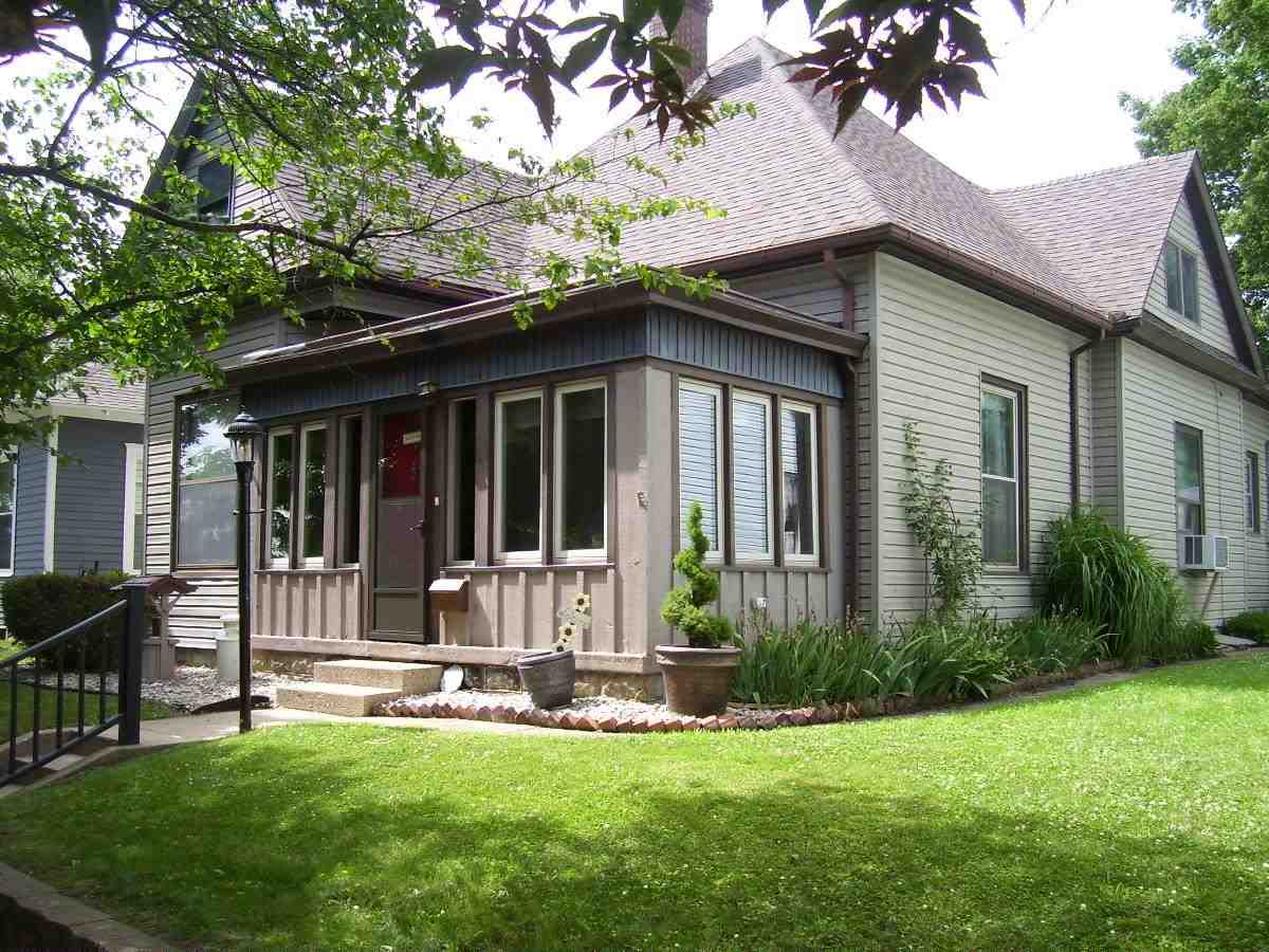 1118 W Wabash Ave, Logansport, IN 46947 photo 1
