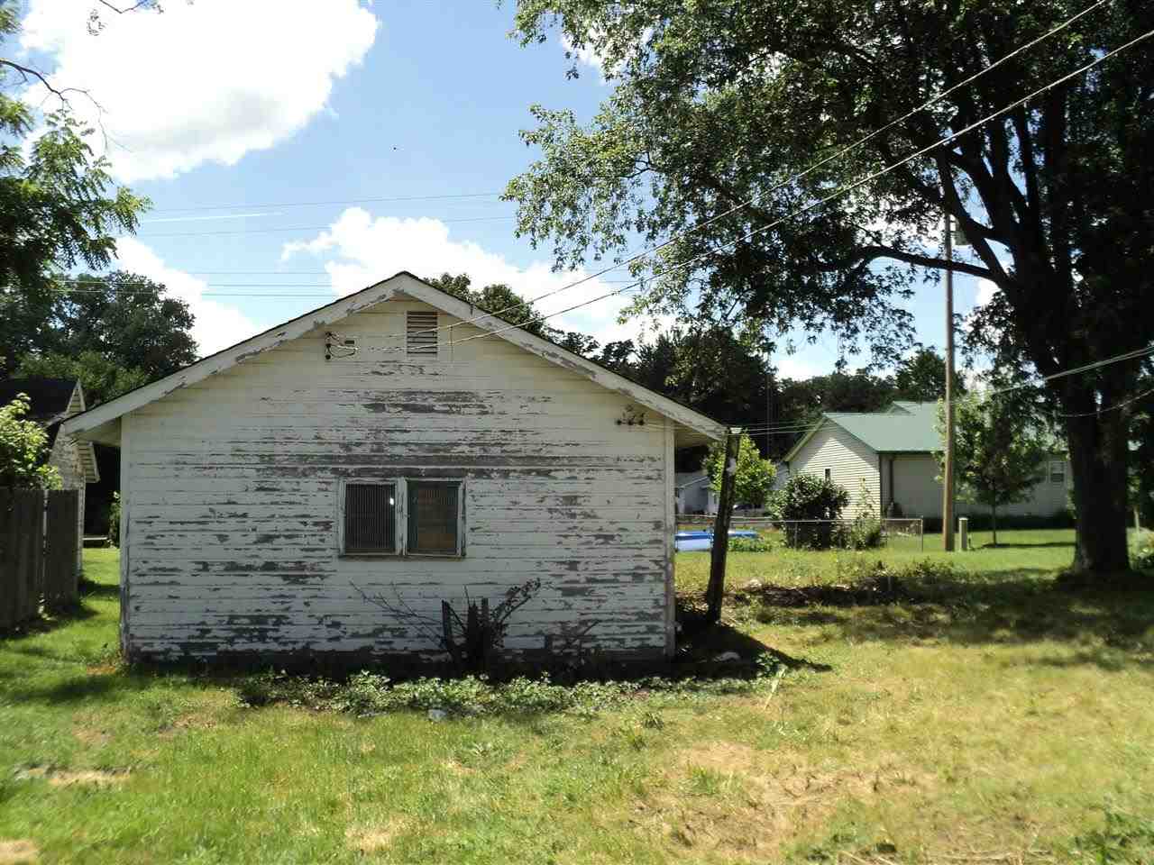 110 N Arch St, Monon, IN 47959 photo 16