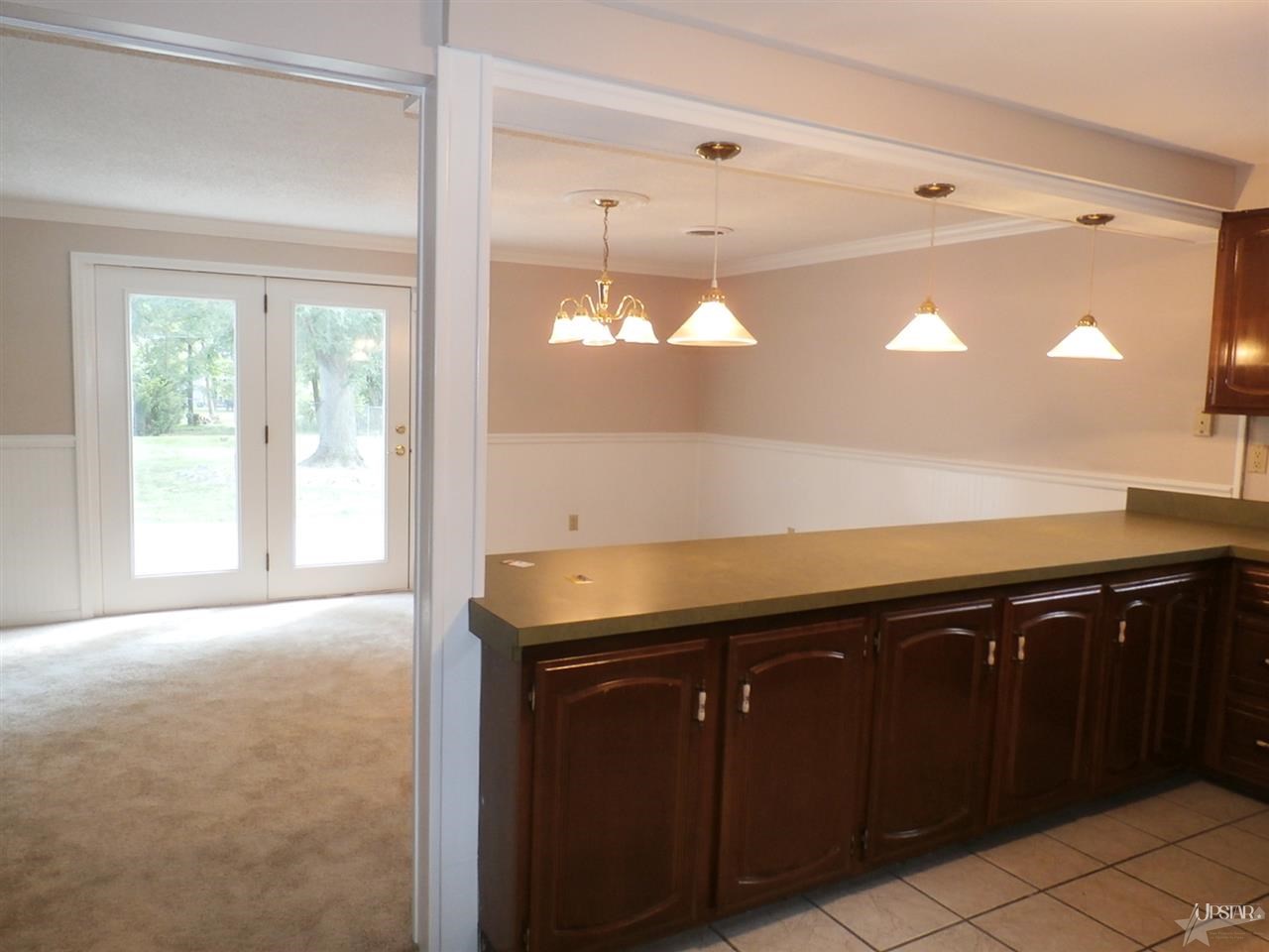 6520 Velmar Dr, Fort Wayne, IN 46835 photo 4