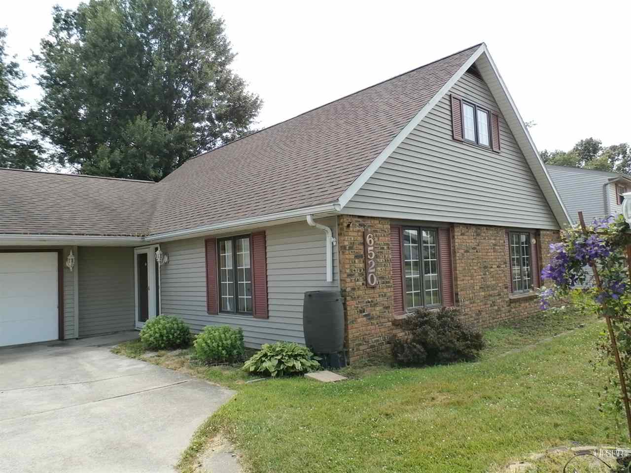 6520 Velmar Dr, Fort Wayne, IN 46835 photo 2