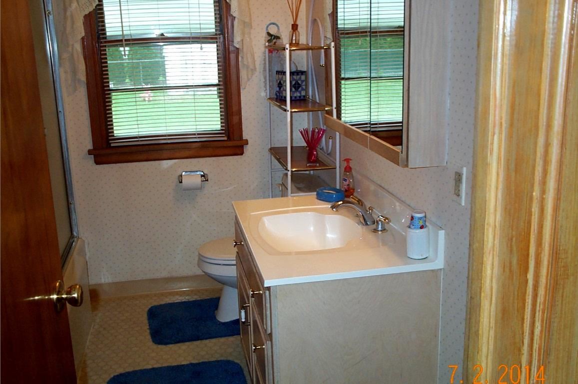 166 Homewood Ave, Elkhart, IN 46516 photo 9