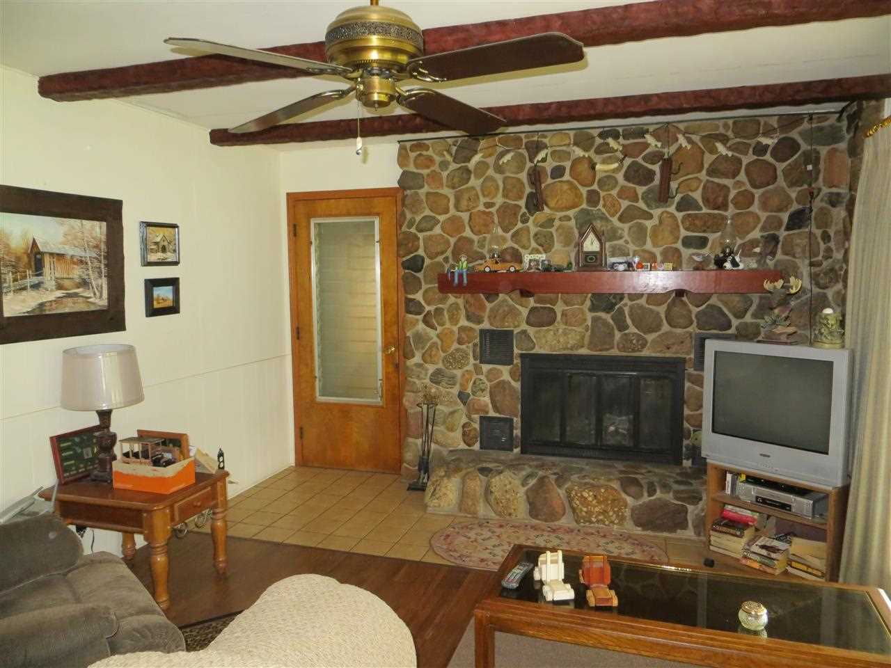 606 N Shore Dr, Kendallville, IN 46755 photo 6
