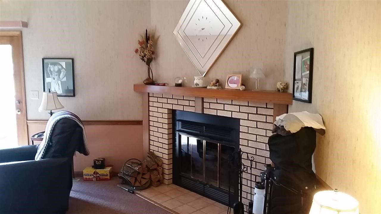 1300 S Saint James Blvd, Evansville, IN 47714 photo 4