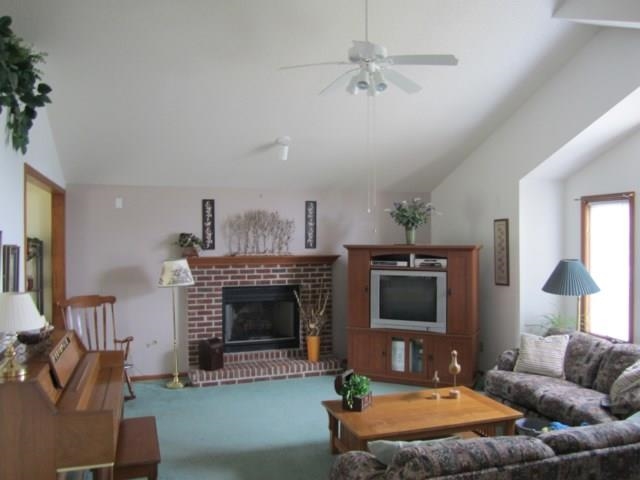 206 Hillside Pl, Auburn, IN 46706 photo 4