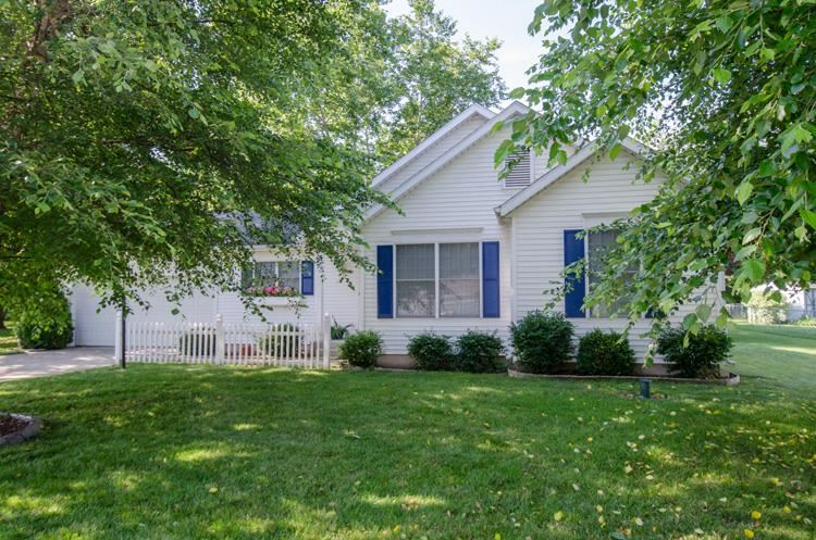 22592 Arbor Pointe Dr, South Bend, IN 46628 photo 1