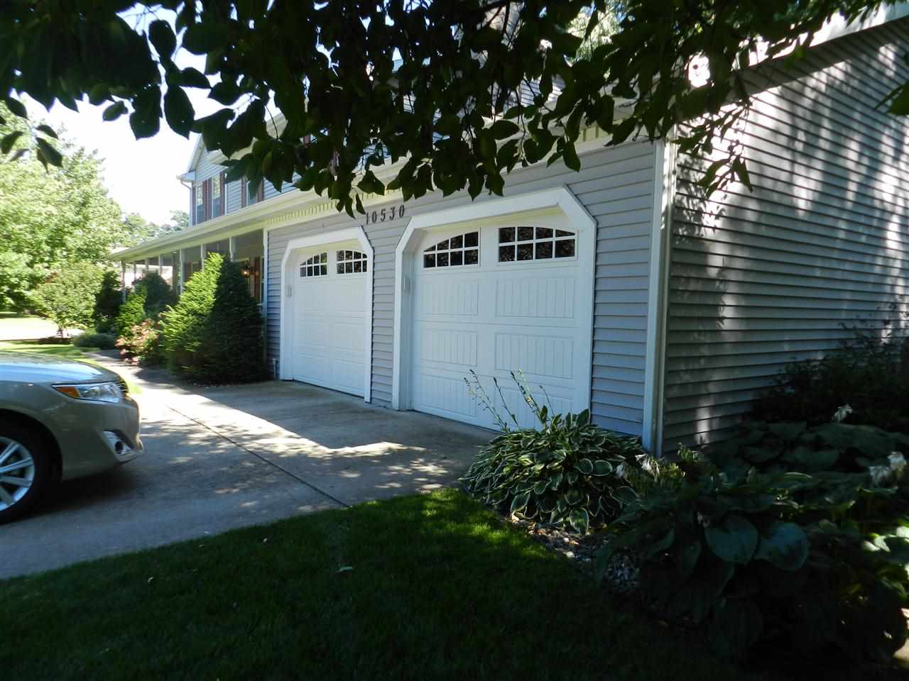 10530 Red Pine Dr, Granger, IN 46530 photo 26