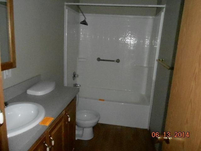 826 N Plum St, Albany, IN 47320 photo 7