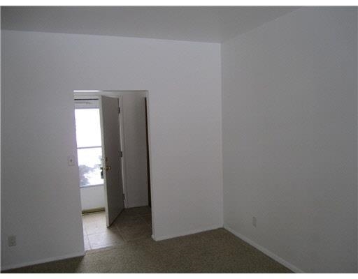 52436 Bamford Dr, South Bend, IN 46637 photo 2
