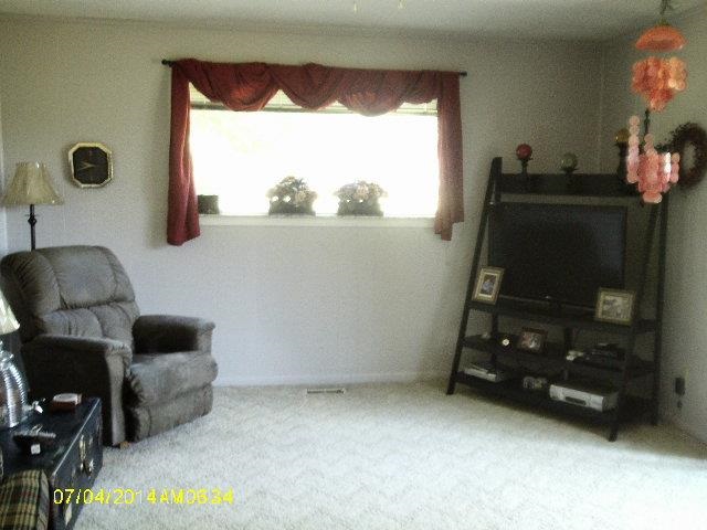 2002 Westgate Dr, Logansport, IN 46947 photo 5