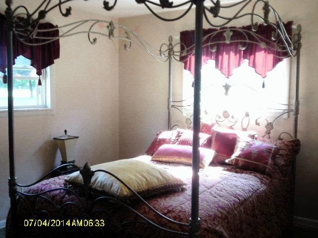 2002 Westgate Dr, Logansport, IN 46947 photo 3