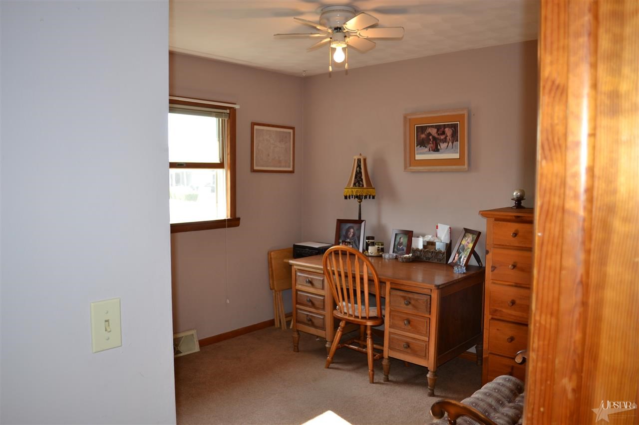 745 N Clark St, Markle, IN 46770 photo 9
