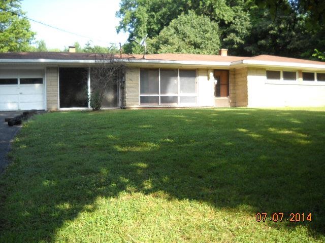 9100 Hillview Dr, Evansville, IN 47720 photo 1