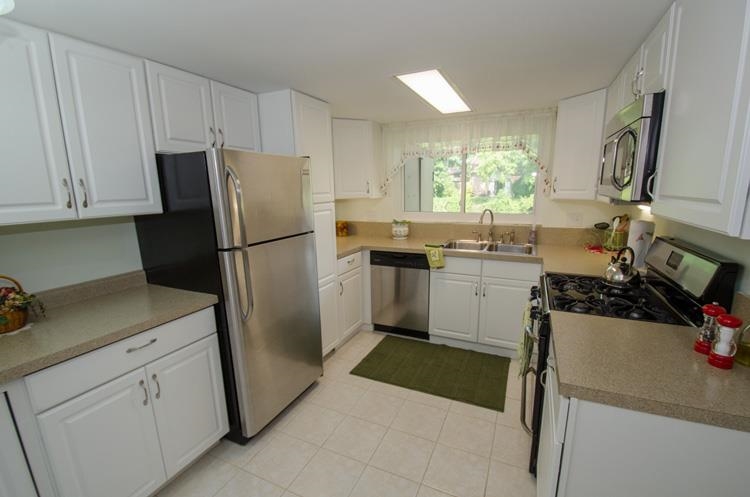 1506 Marigold Way #405, South Bend, IN 46617 photo 2