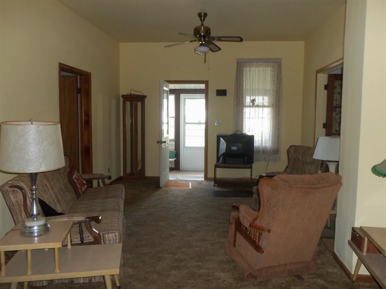 481 E 5th St, Peru, IN 46970 photo 4