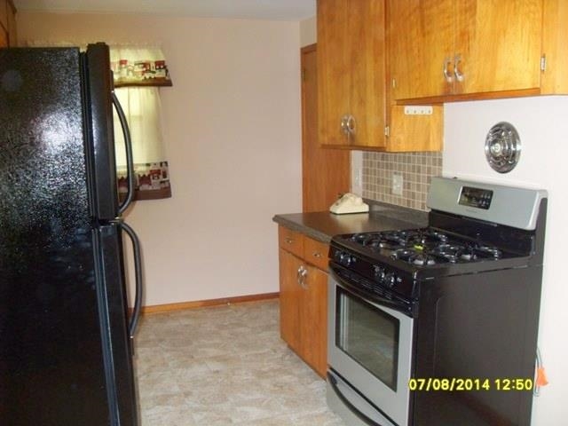 444 Village Ln, Elkhart, IN 46517 photo 6