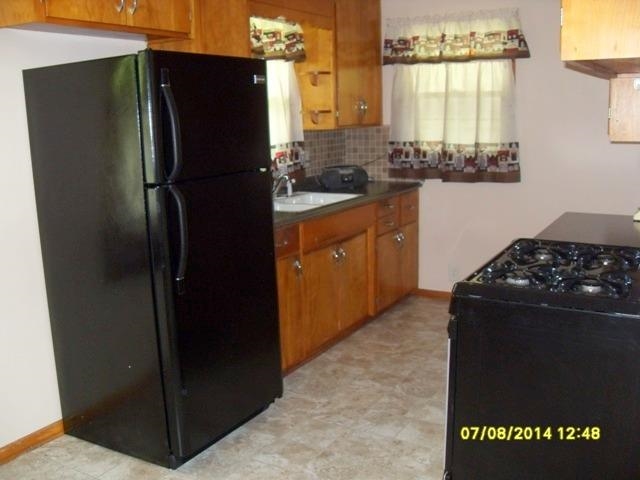 444 Village Ln, Elkhart, IN 46517 photo 5