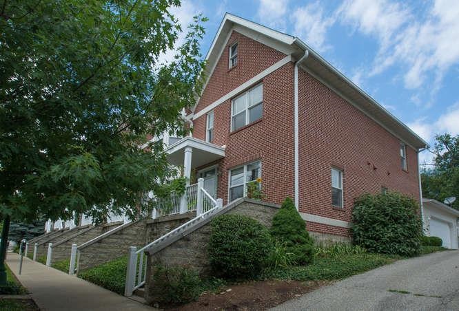 311 E 7th St, Bloomington, IN 47404 photo 2