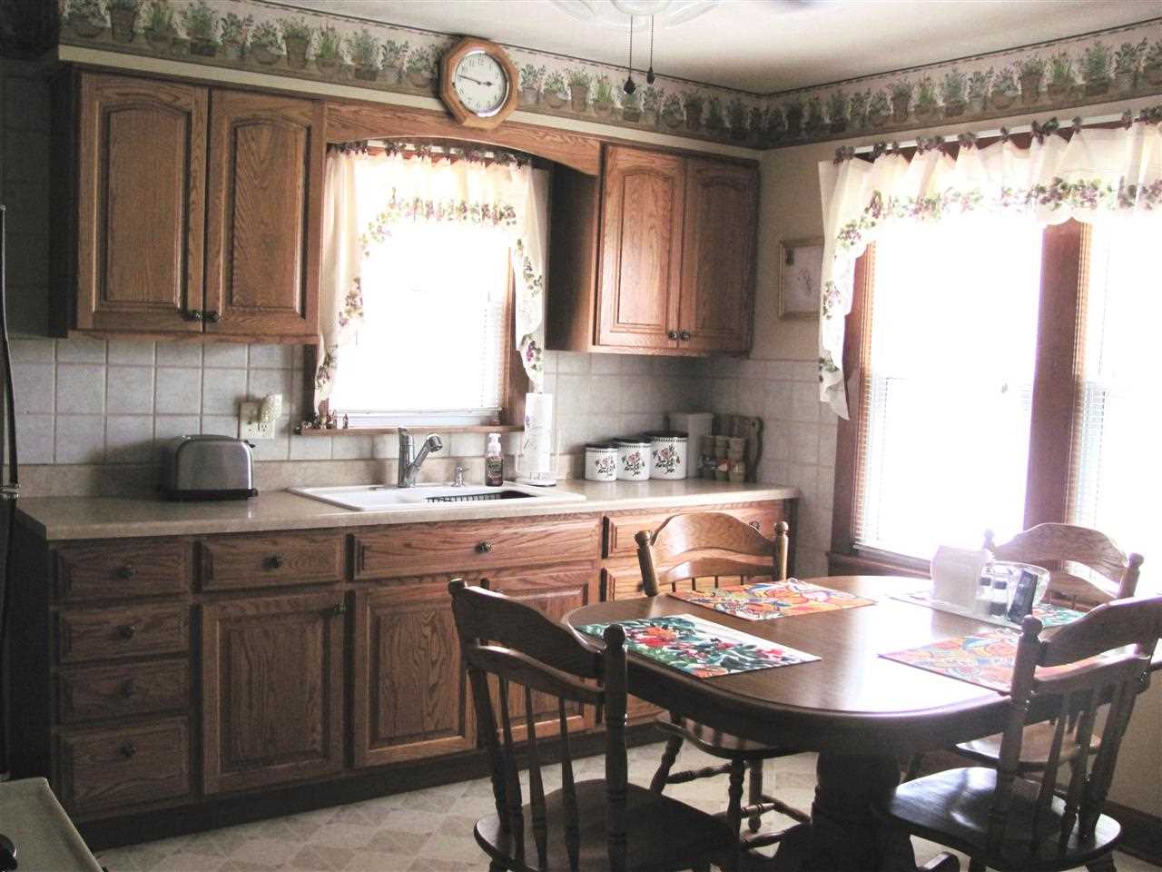 60 S Eickhoff Rd, Evansville, IN 47712 photo 6