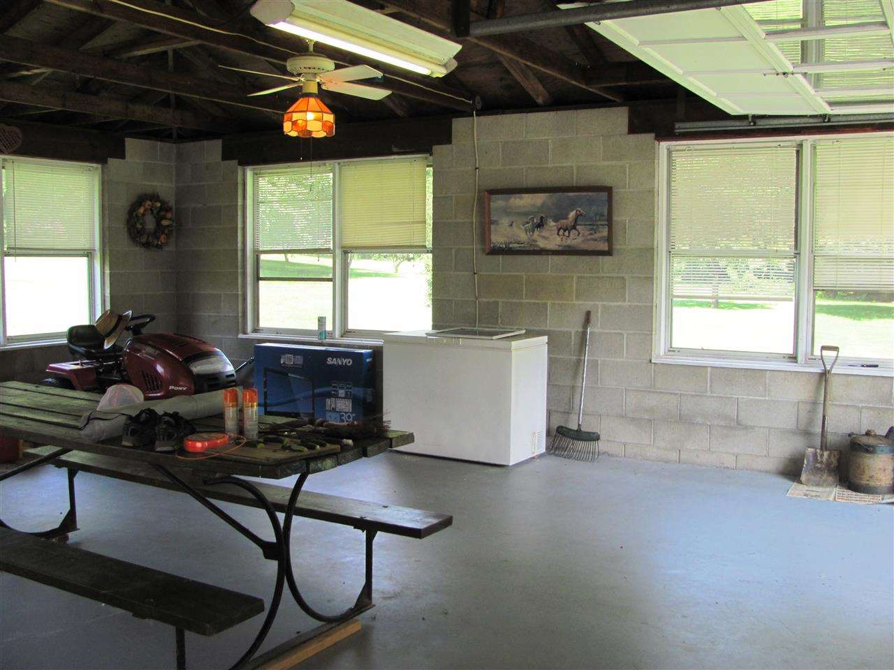 60 S Eickhoff Rd, Evansville, IN 47712 photo 24