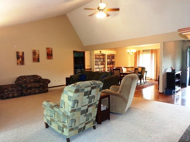 6810 Lynvale Dr, Fort Wayne, IN 46804 photo 4