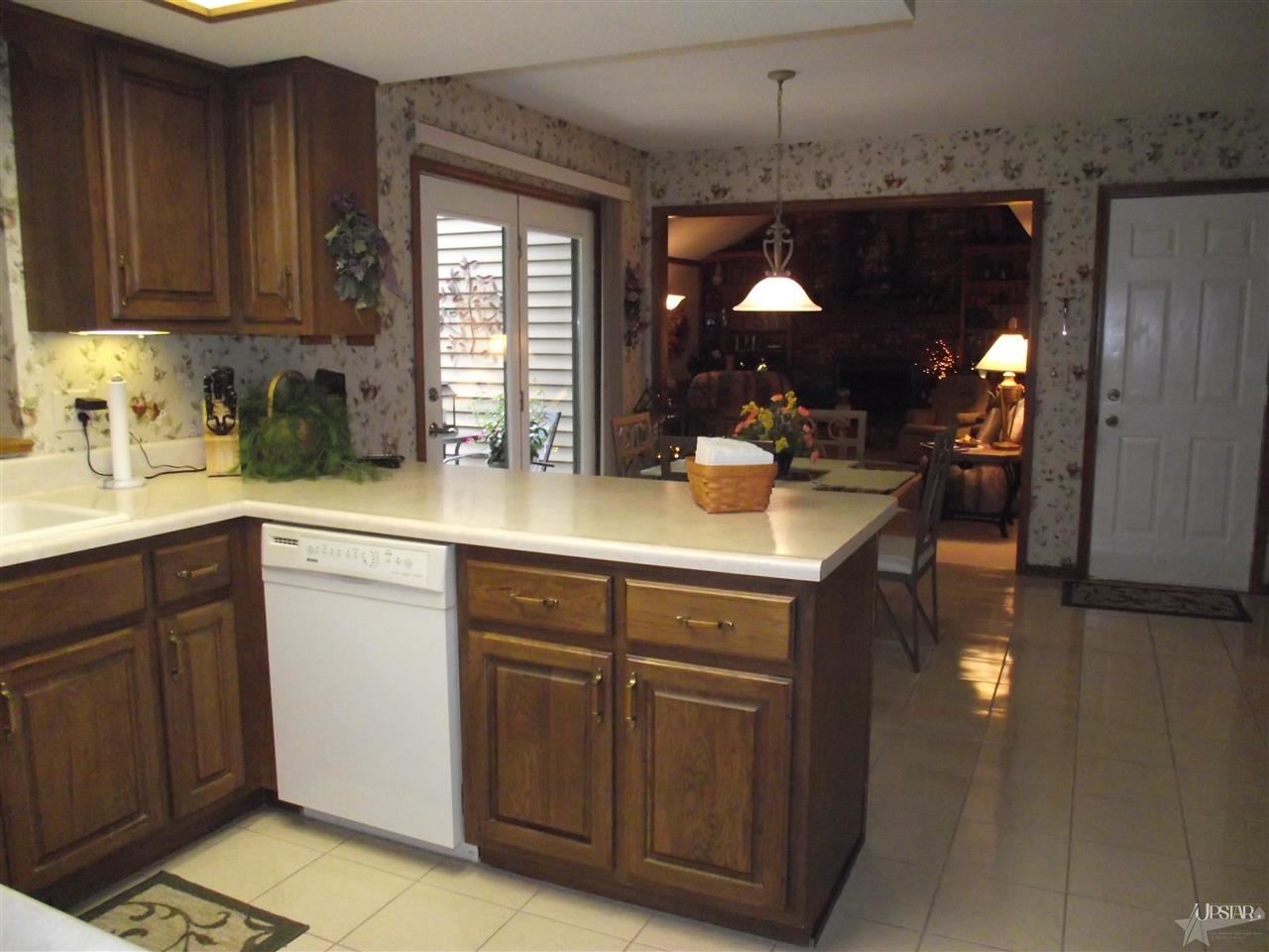 1516 Channel Ct, Fort Wayne, IN 46825 photo 7