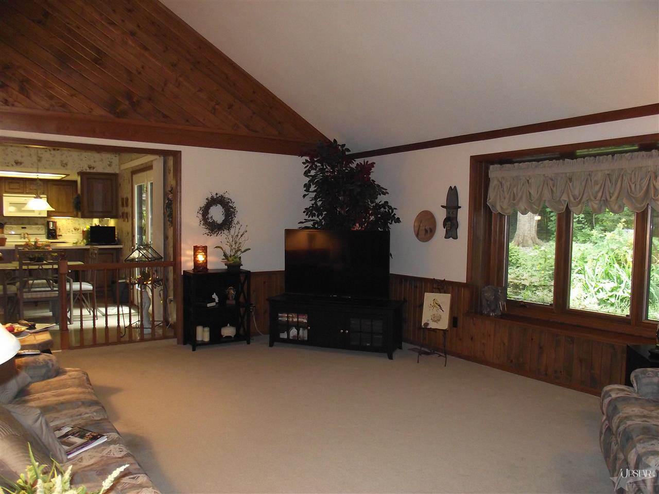 1516 Channel Ct, Fort Wayne, IN 46825 photo 11