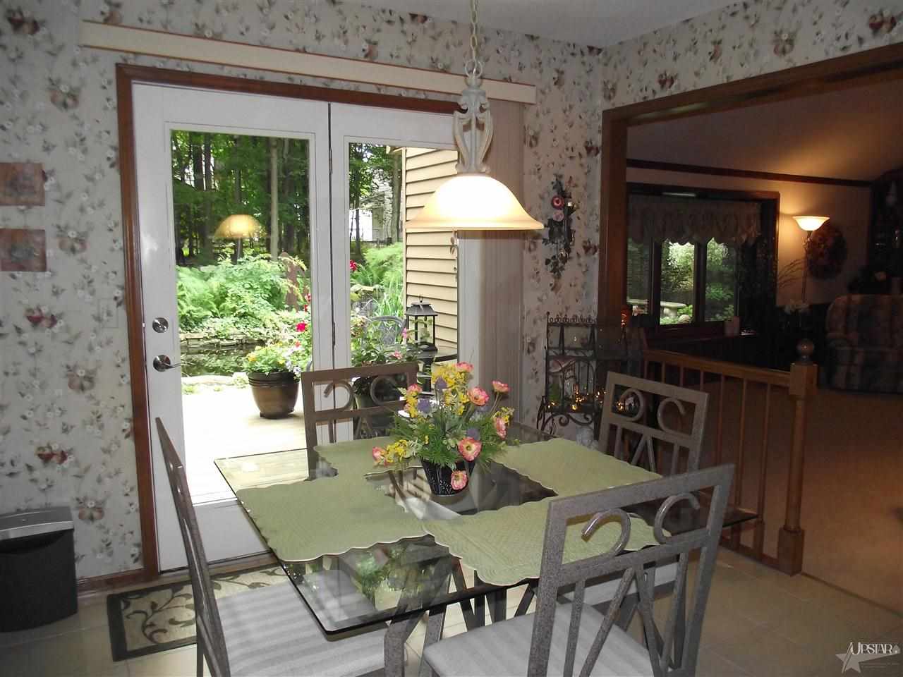 1516 Channel Ct, Fort Wayne, IN 46825 photo 8