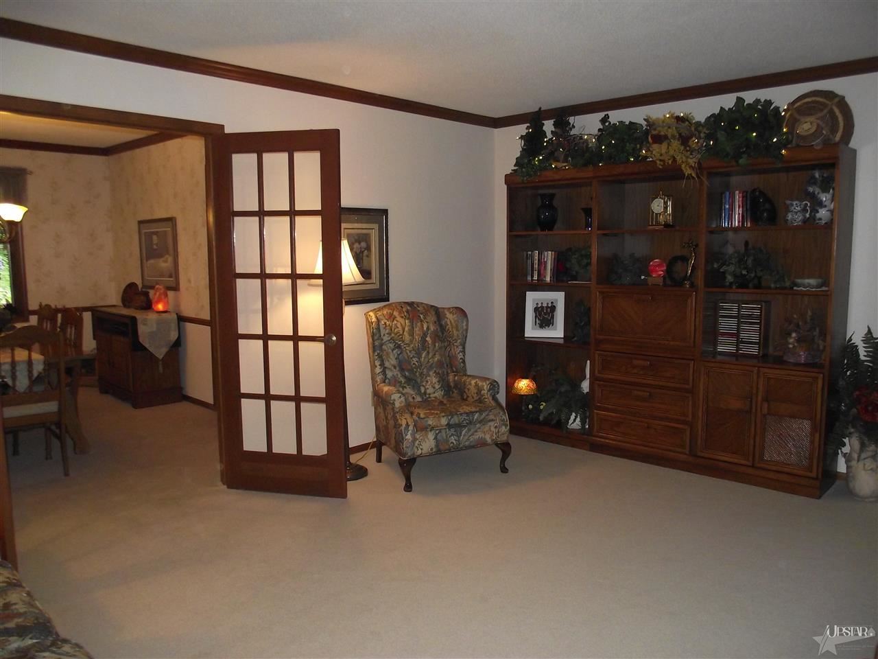 1516 Channel Ct, Fort Wayne, IN 46825 photo 3