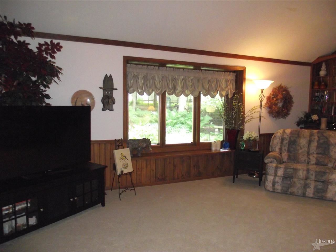 1516 Channel Ct, Fort Wayne, IN 46825 photo 13
