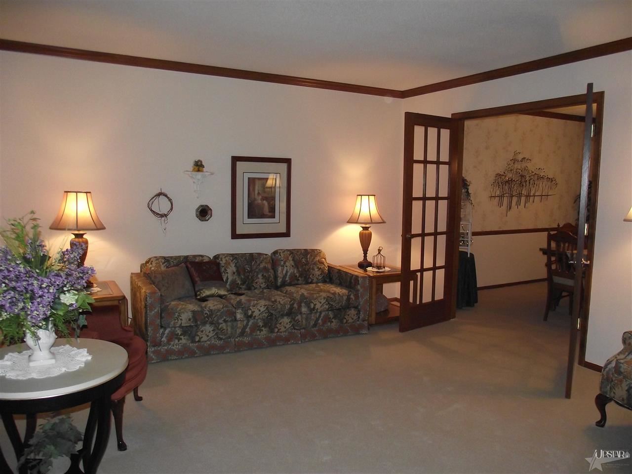 1516 Channel Ct, Fort Wayne, IN 46825 photo 2