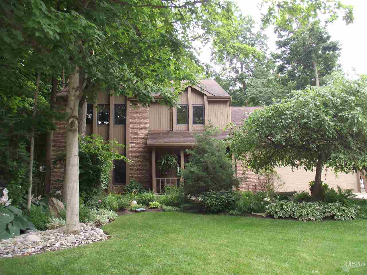 1516 Channel Ct, Fort Wayne, IN 46825 photo 1