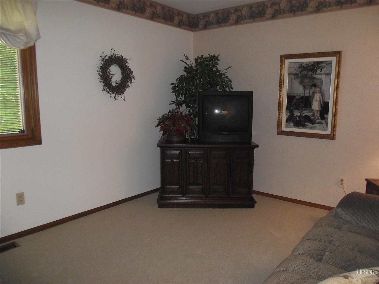 1516 Channel Ct, Fort Wayne, IN 46825 photo 23