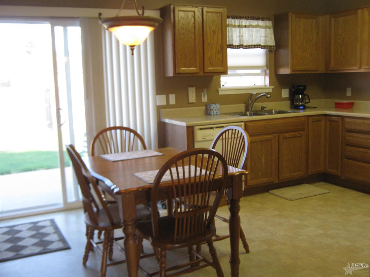 608 Wheatridge Ct, Ossian, IN 46777 photo 6