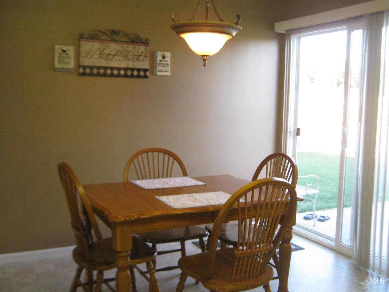 608 Wheatridge Ct, Ossian, IN 46777 photo 7