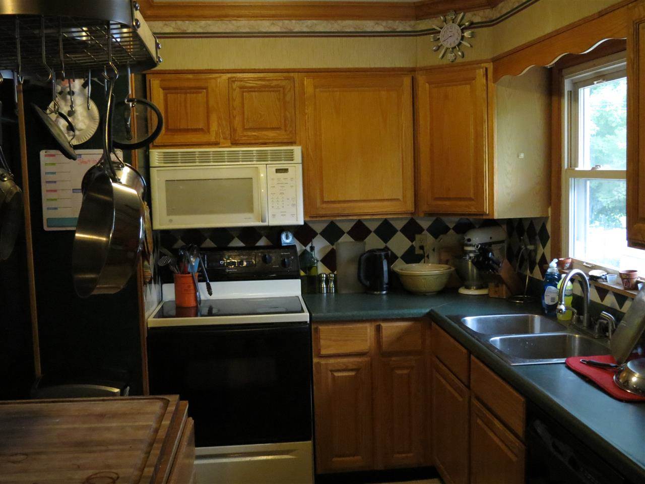 990 Cherry Ln, Peru, IN 46970 photo 2