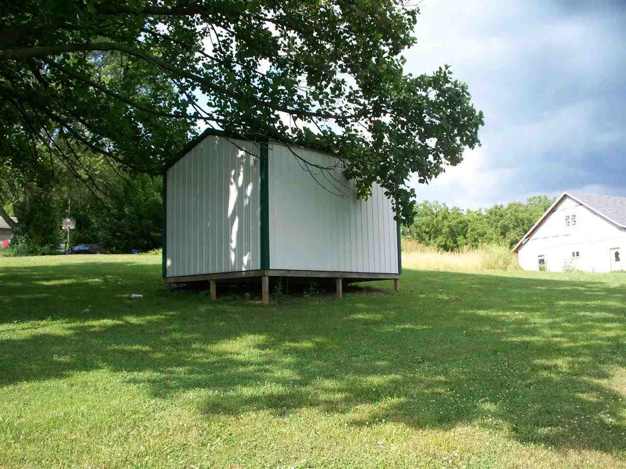 303 N East St, Odon, IN 47562 photo 17