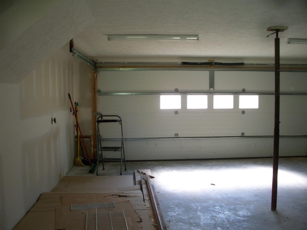 303 N East St, Odon, IN 47562 photo 16
