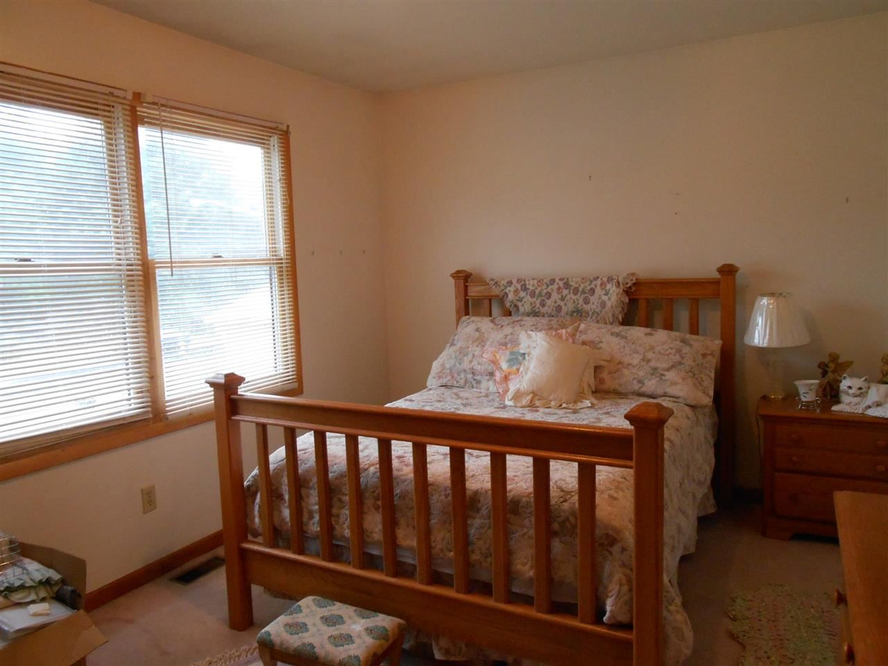 1231 Ventura Ln, Fort Wayne, IN 46816 photo 8
