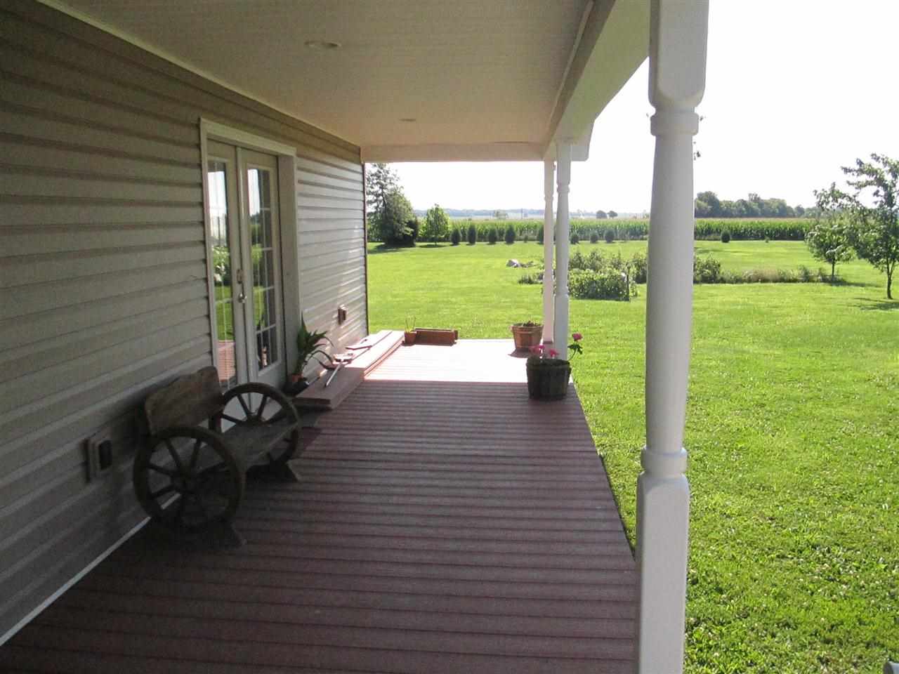 272 S Cale St, Poseyville, IN 47633 photo 3