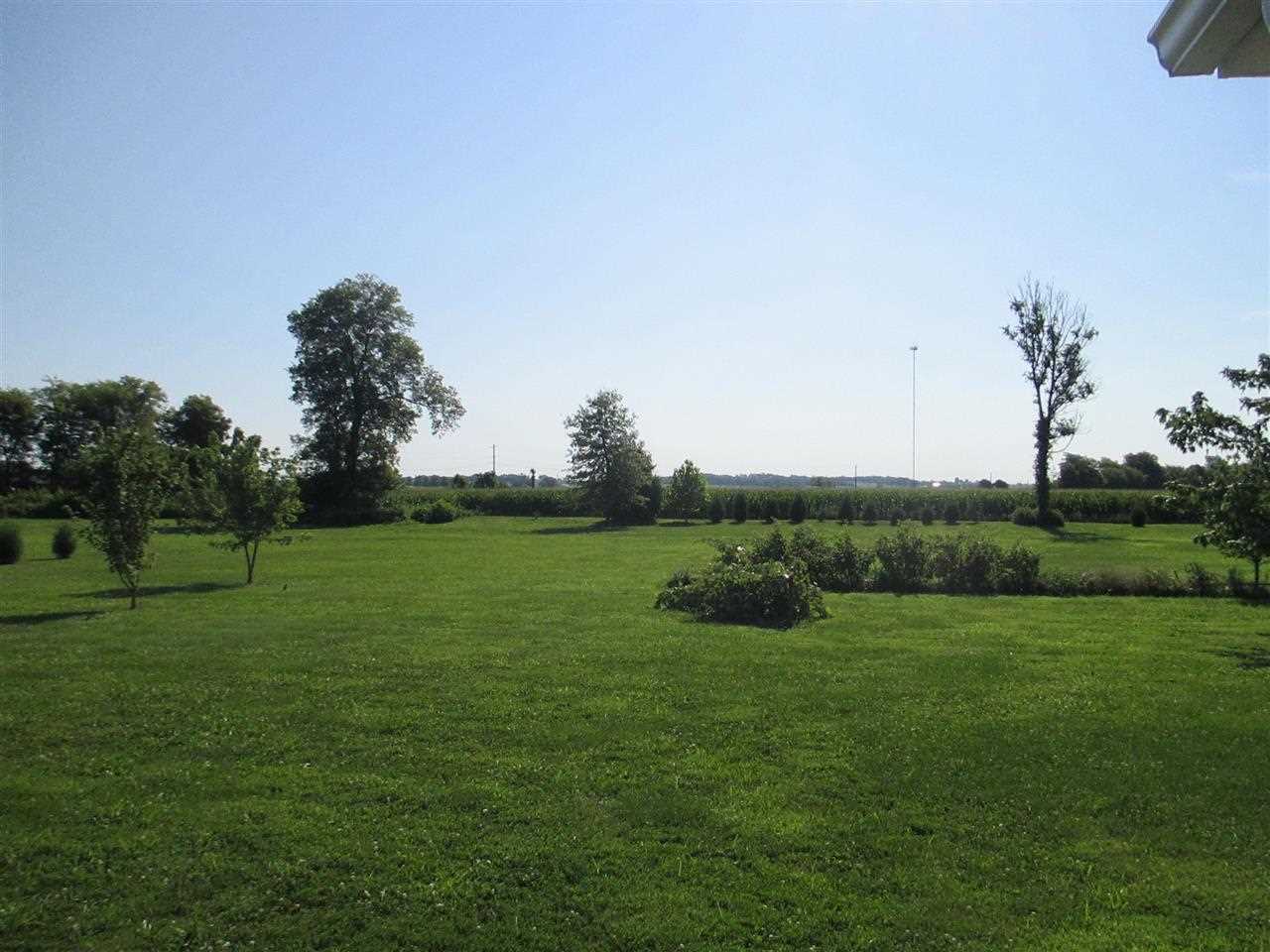 272 S Cale St, Poseyville, IN 47633 photo 16