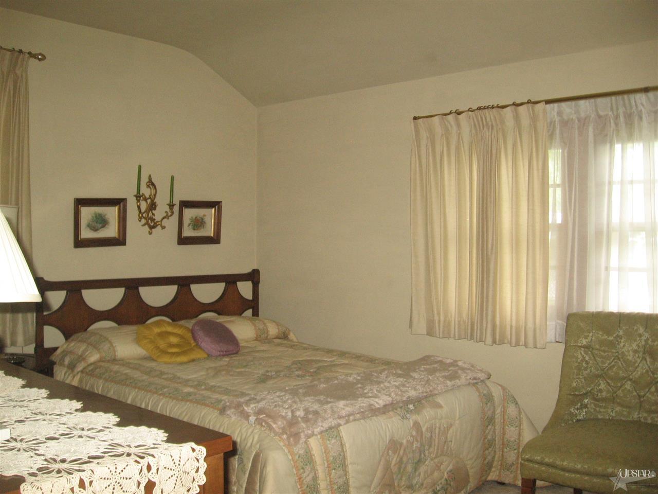 604 W Park Dr, Columbia City, IN 46725 photo 5