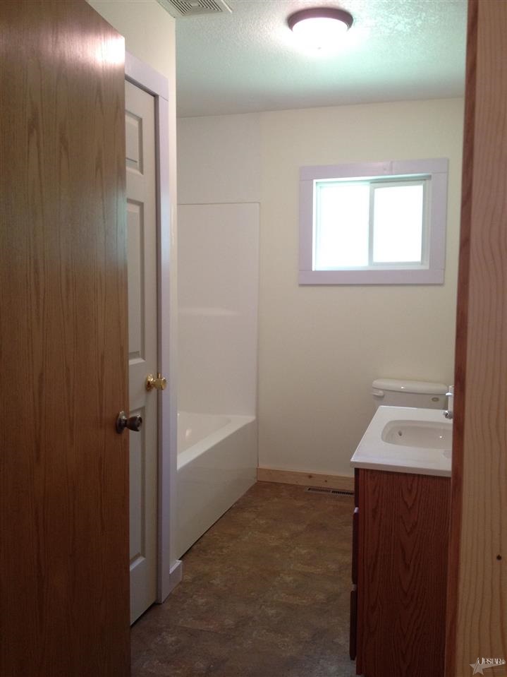 3250 W Hill Dr, Columbia City, IN 46725 photo 9